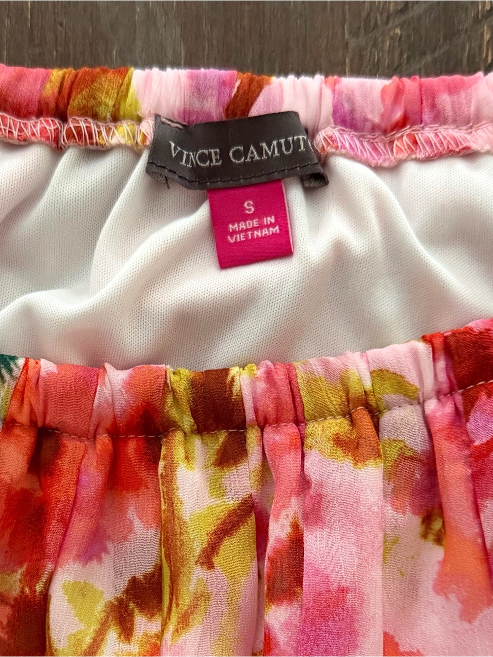 Women’s Multi Color Top by Vince Camuto - Size Small - Picture 3 of 6